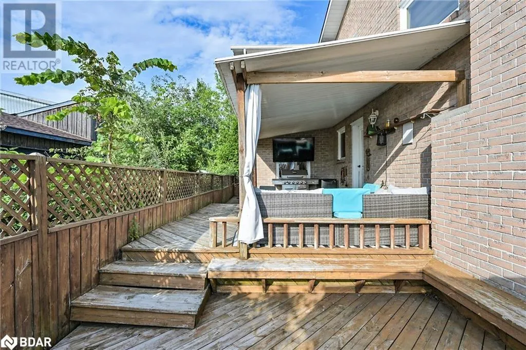 52 RIVERSIDE DRIVE