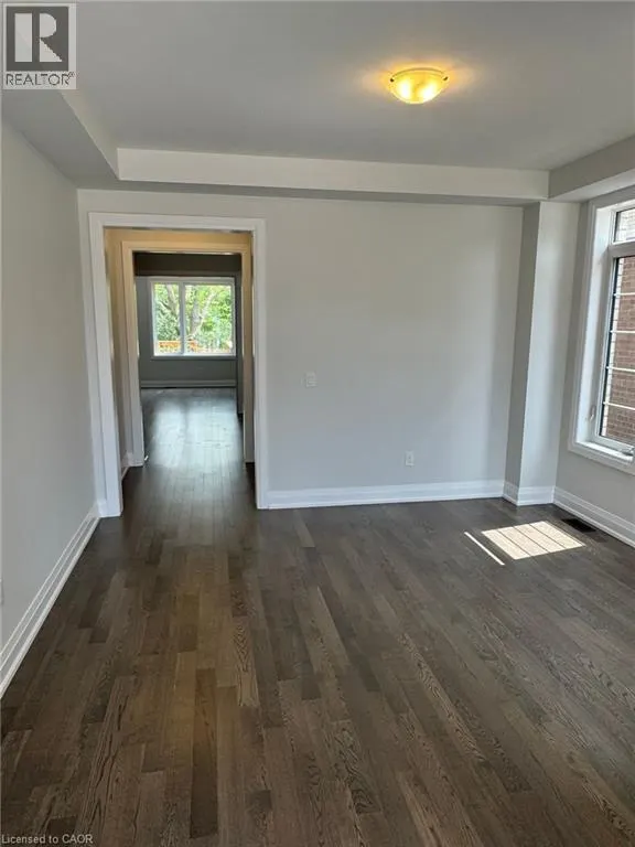 141 HARDWOOD Avenue