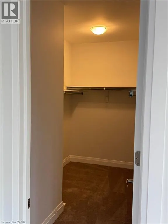 141 HARDWOOD Avenue
