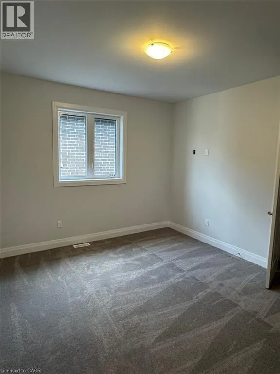 141 HARDWOOD Avenue