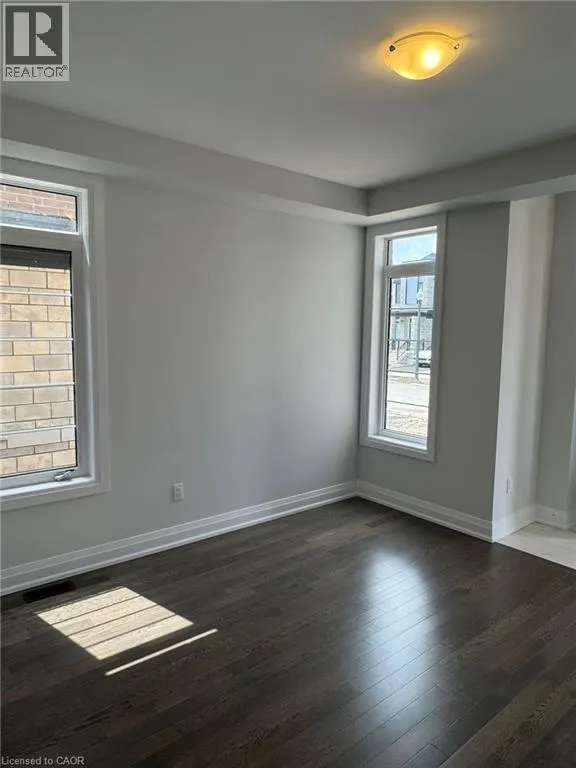 141 HARDWOOD Avenue