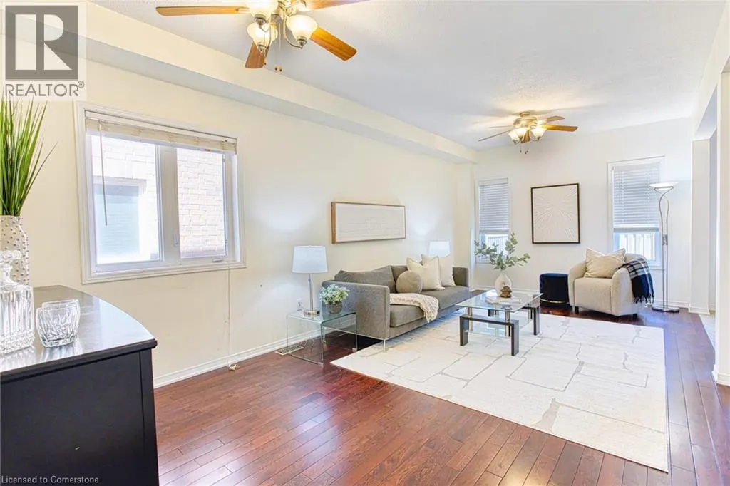 86 GLENDARLING Crescent