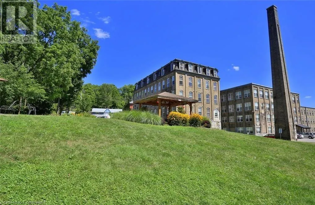 140 WEST RIVER Road Unit# 301, #301