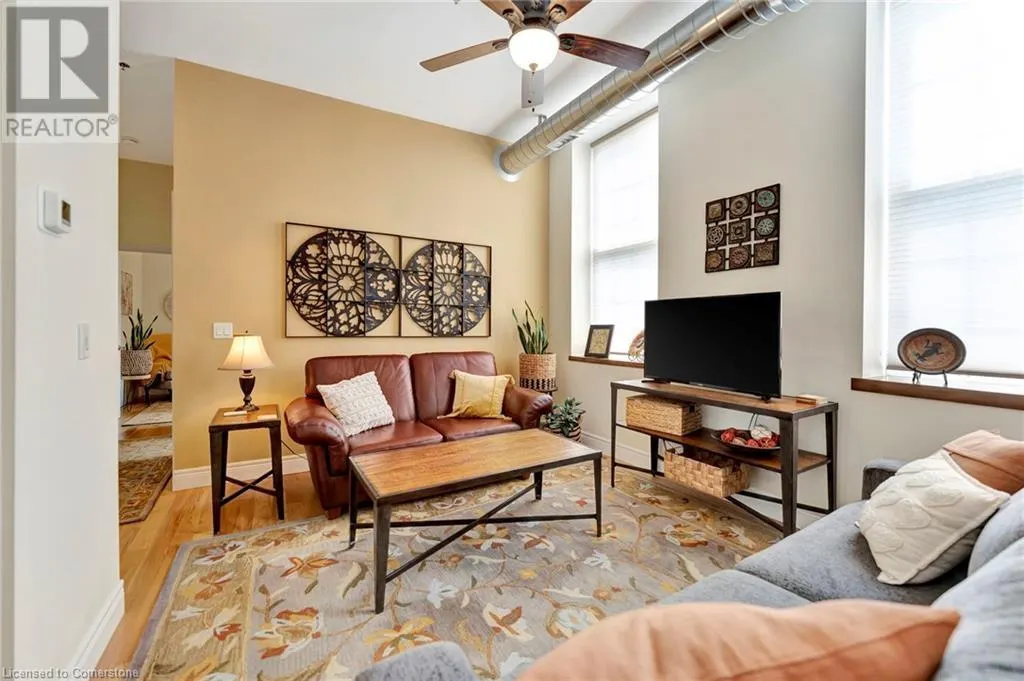 140 WEST RIVER Road Unit# 301, #301