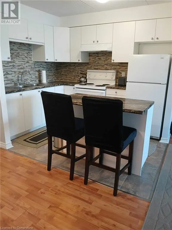 41 RYKERT Street Unit# 402, #402