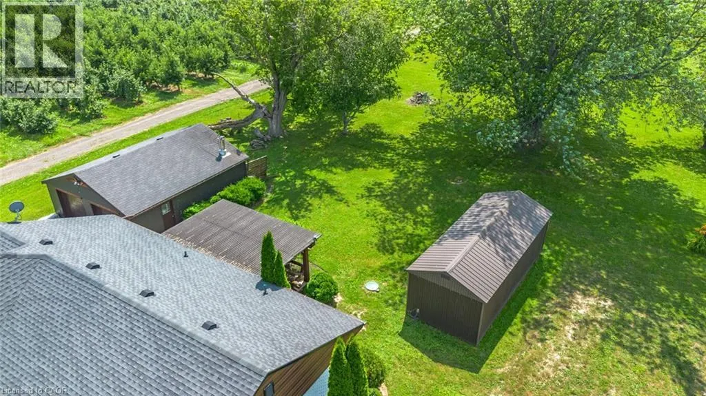905 BLUELINE Road