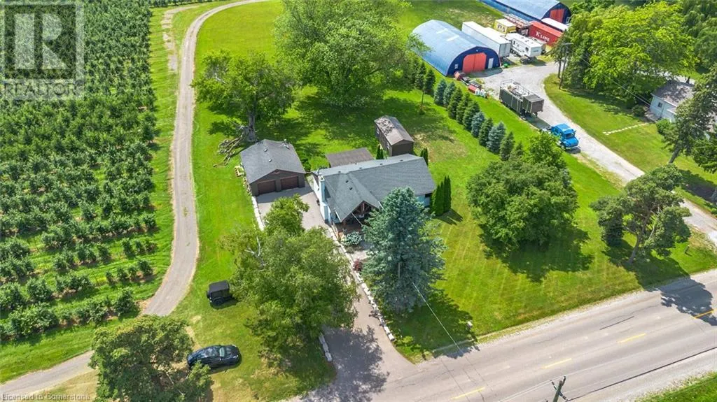 905 BLUELINE Road