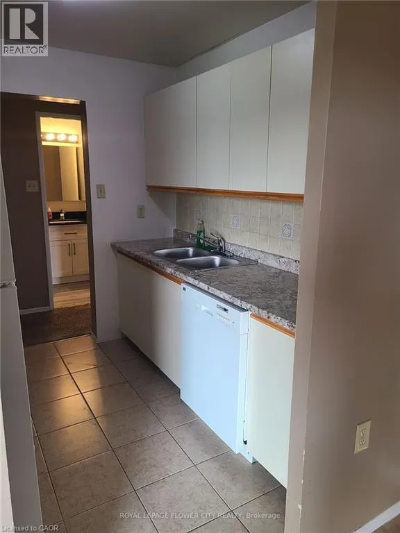 860 COMMISSIONERS Road Unit# 707, #707