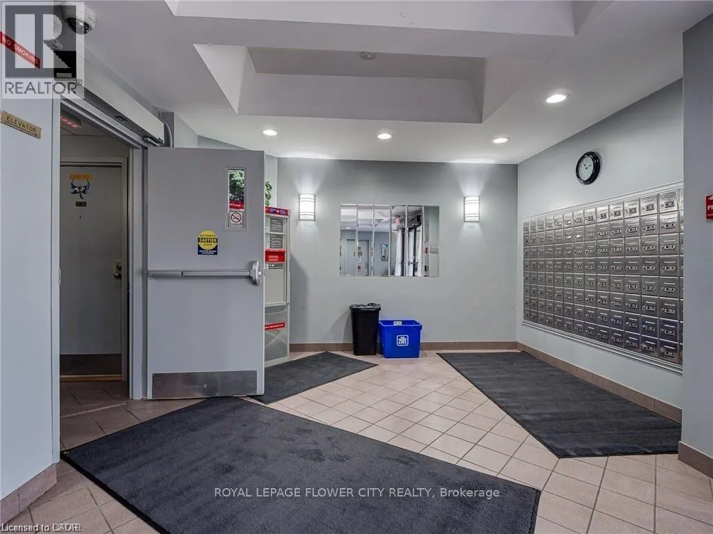 860 COMMISSIONERS Road Unit# 707, #707
