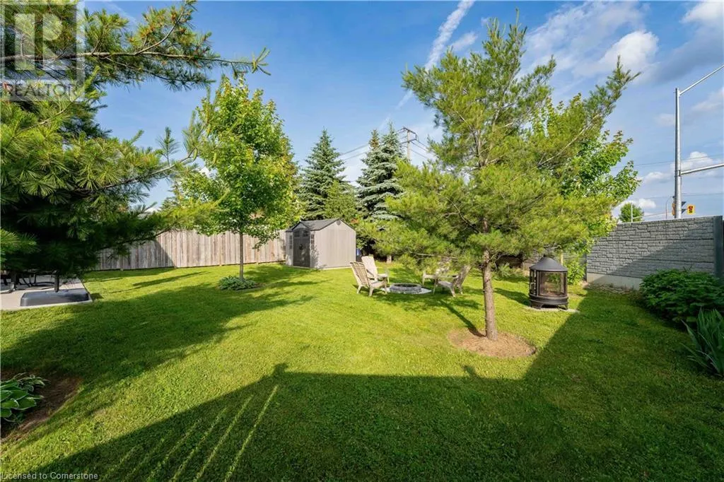 2 COLTON Circle