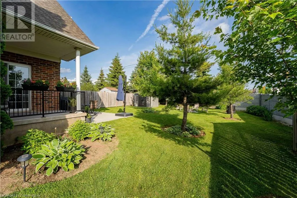 2 COLTON Circle