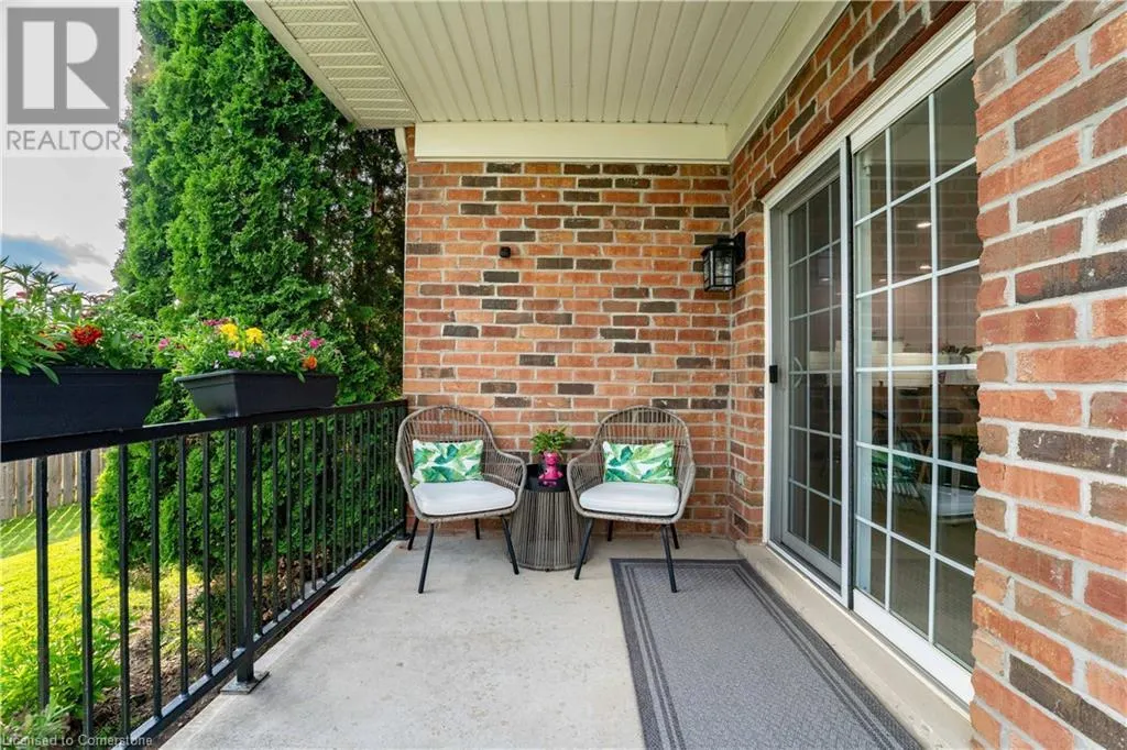 2 COLTON Circle