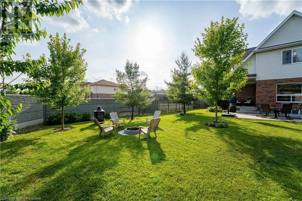 2 COLTON Circle