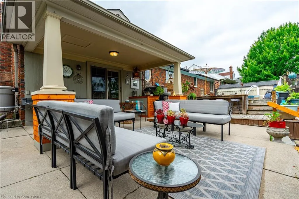 62 GLENVIEW Drive