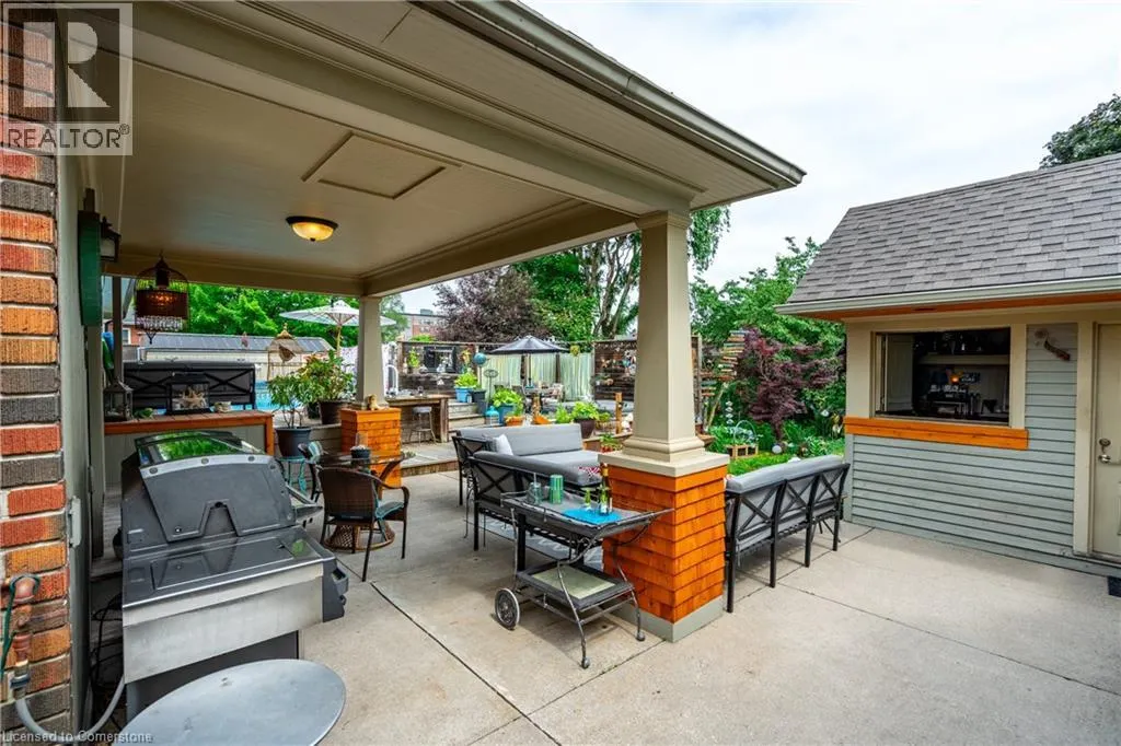 62 GLENVIEW Drive
