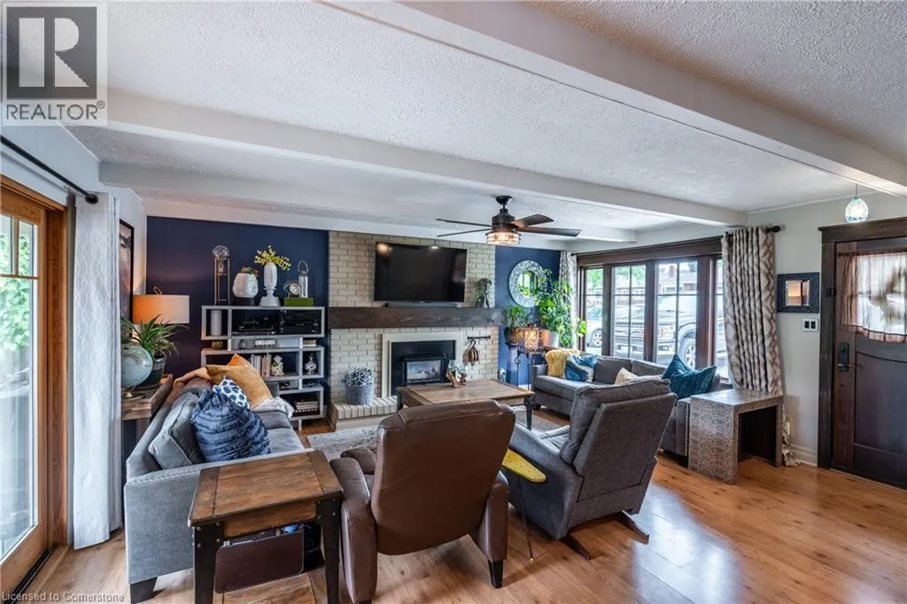 62 GLENVIEW Drive