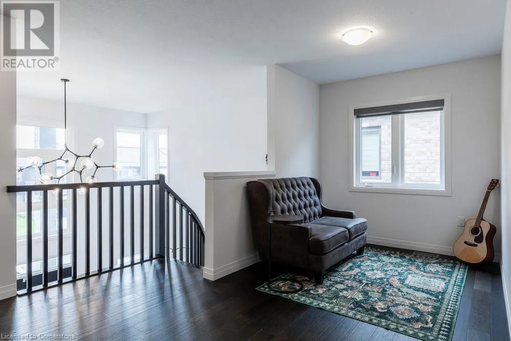 102 GREENWICH Avenue
