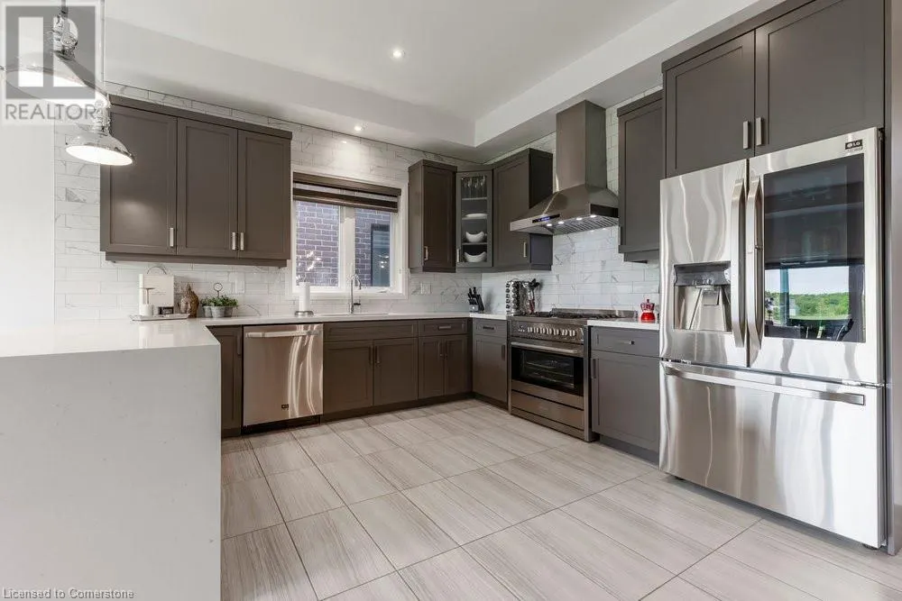 102 GREENWICH Avenue