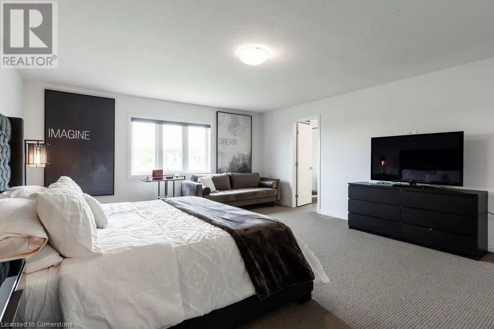 102 GREENWICH Avenue