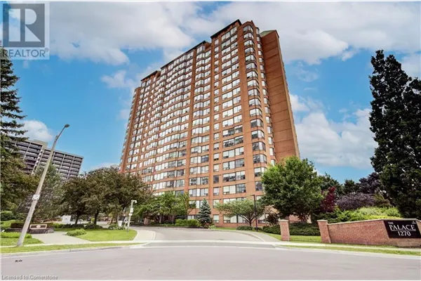 1270 MAPLE CROSSING Boulevard Unit# 306
