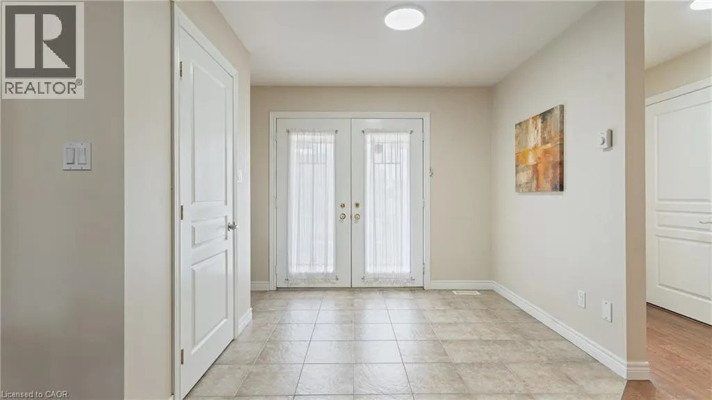 22 COBBLESTONE Drive