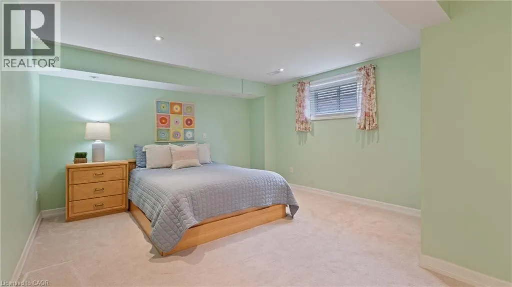 22 COBBLESTONE Drive