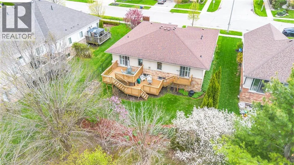 22 COBBLESTONE Drive