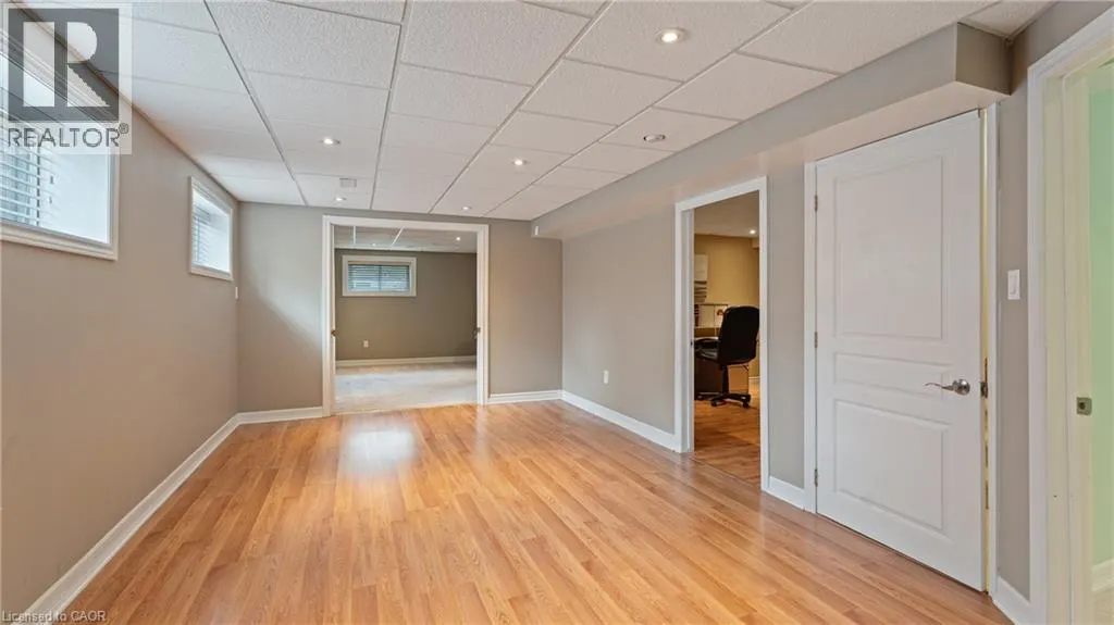 22 COBBLESTONE Drive