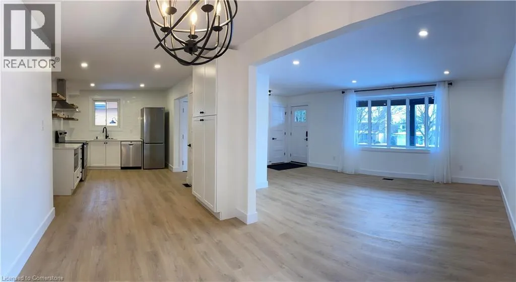 79 INWOOD Crescent