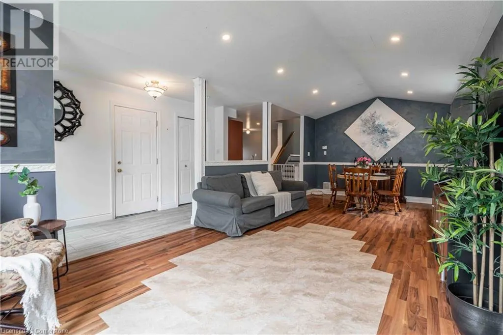 30 GLENGARY Crescent