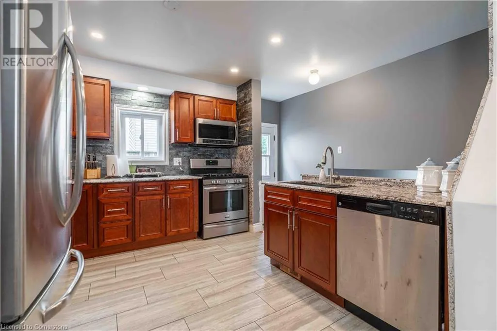 30 GLENGARY Crescent