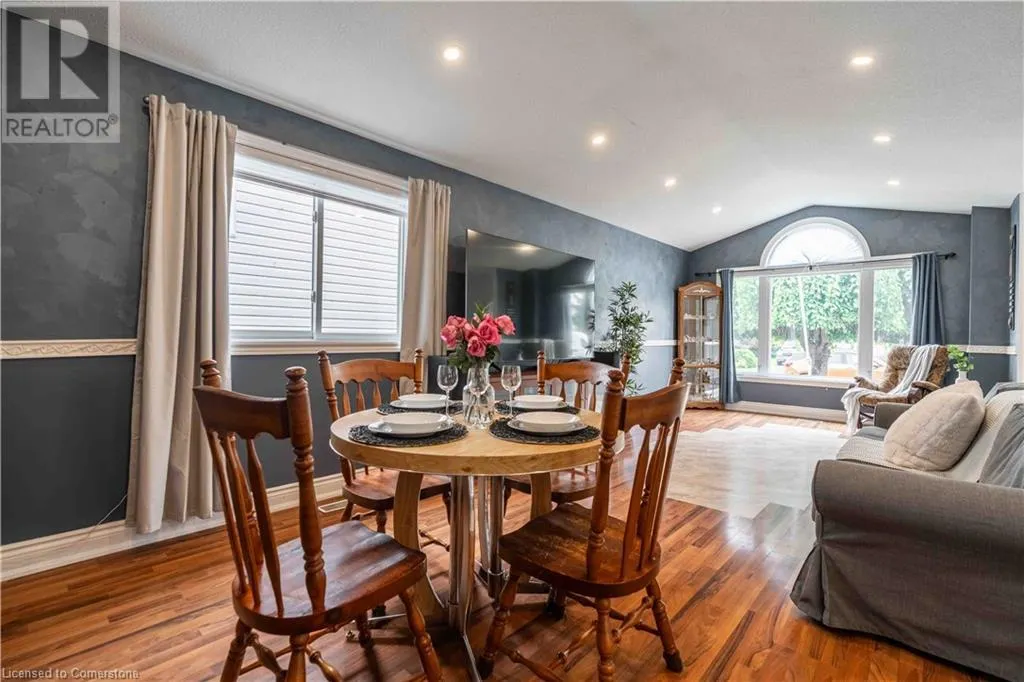 30 GLENGARY Crescent