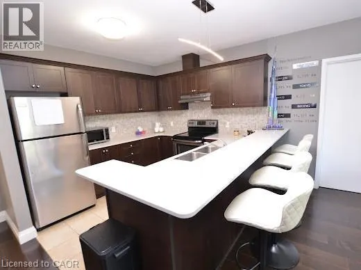 26 WELLINGTON Street Unit# 105, #105