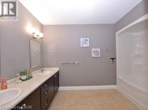 26 WELLINGTON Street Unit# 105, #105