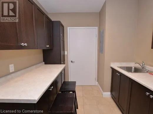26 WELLINGTON Street Unit# 105, #105