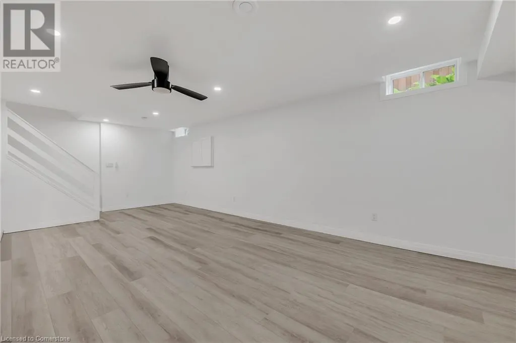 6D BROWN Drive