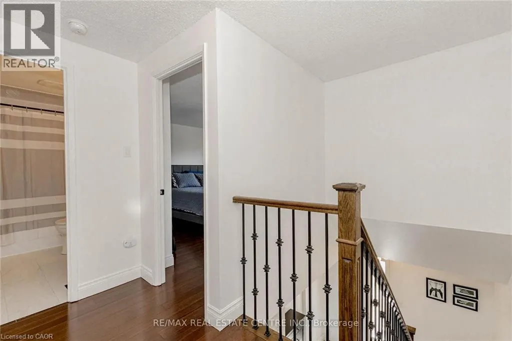 1526 LANCASTER Drive Unit# 123, #123