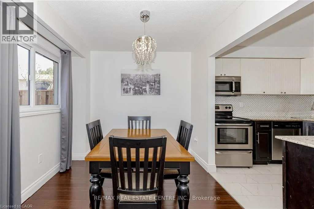 1526 LANCASTER Drive Unit# 123, #123