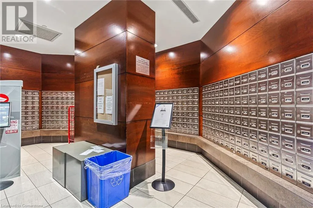 310 BURNHAMTHORPE Road W Unit# 401, #401