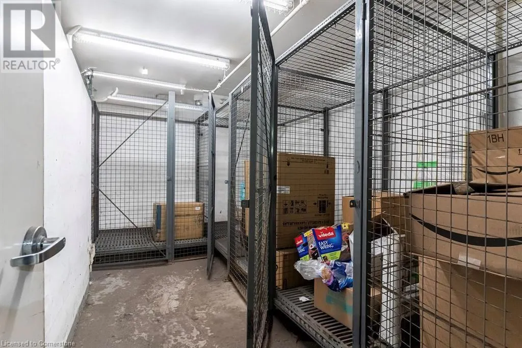 310 BURNHAMTHORPE Road W Unit# 401, #401