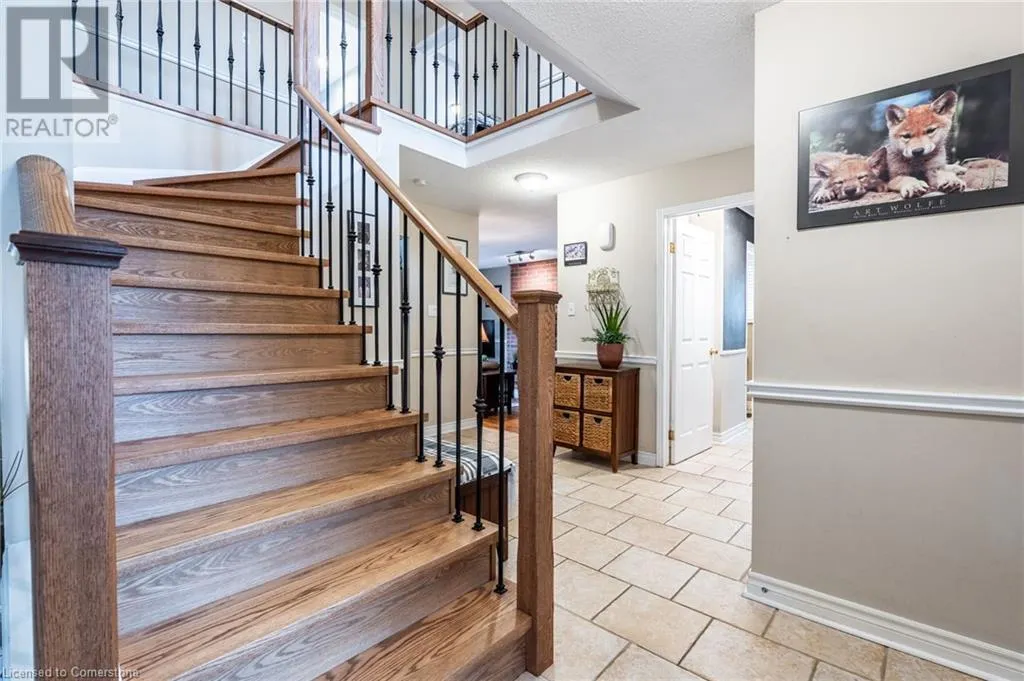 24 VANCE Crescent