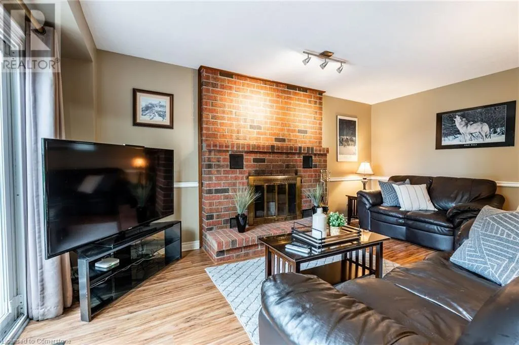 24 VANCE Crescent