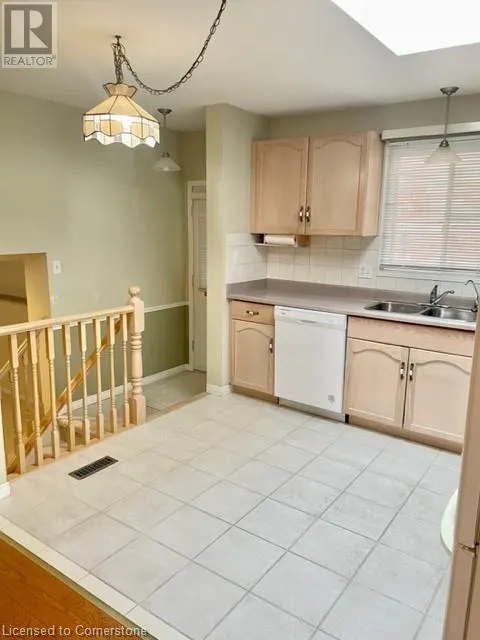 5 SUNVALE Place
