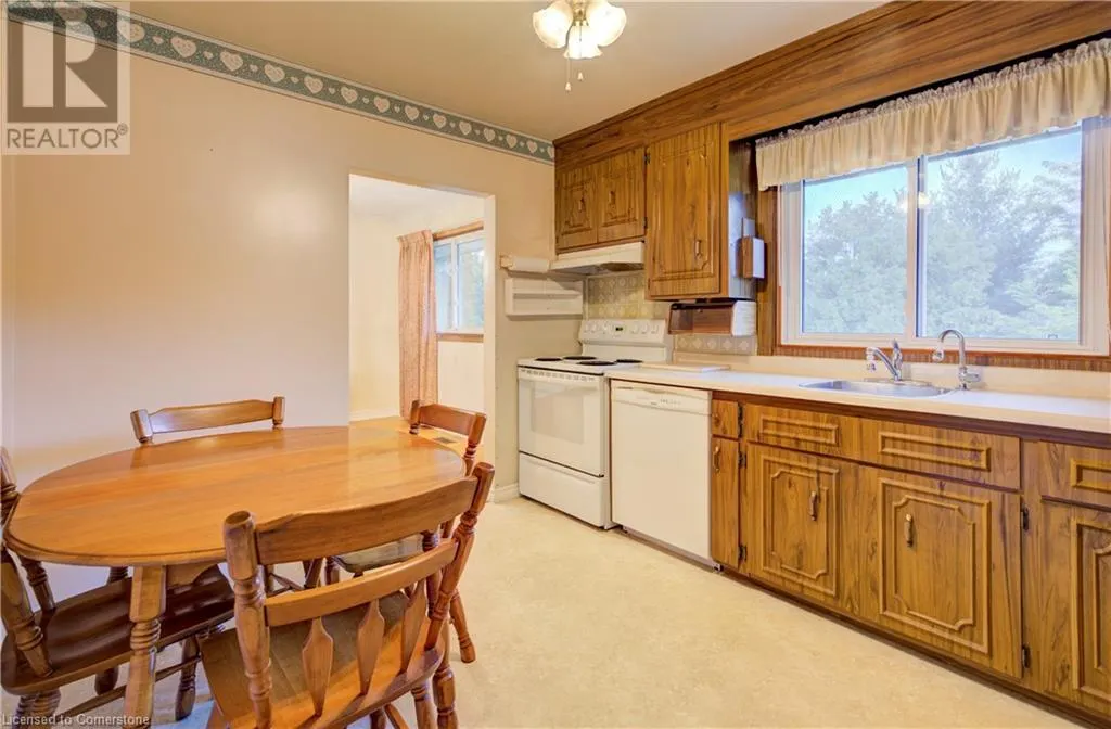 275 FOREST HILL Drive
