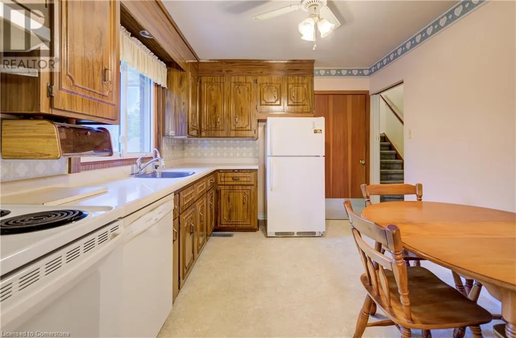 275 FOREST HILL Drive