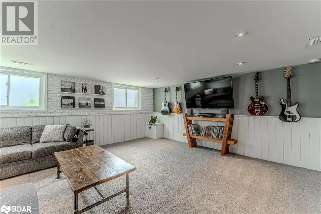 40 MCCONKEY Place