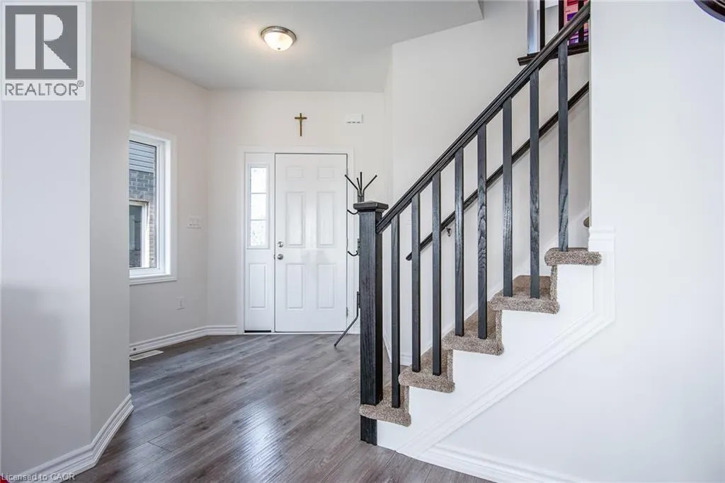106 MAPLE Street