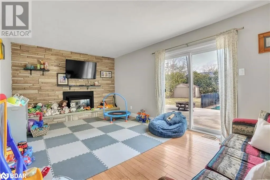 279 SUNNIDALE Road