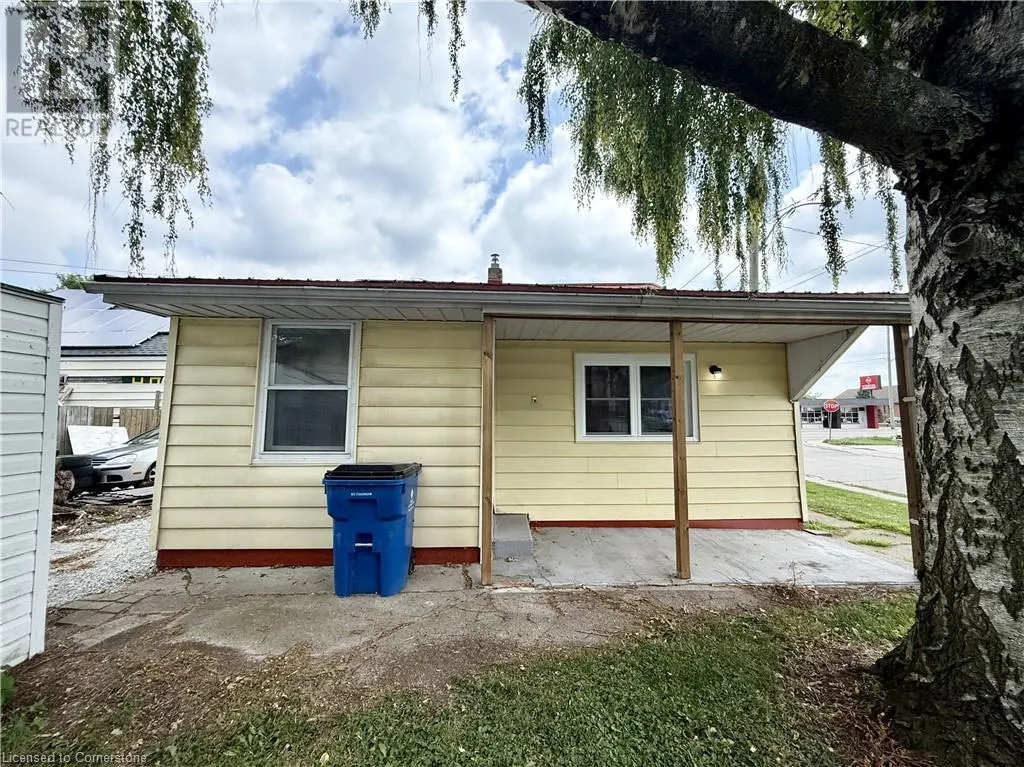 20 MCNAUGHTON Avenue