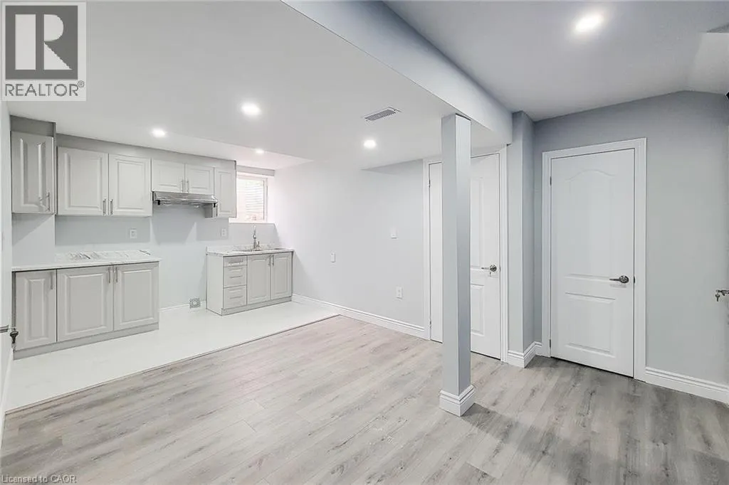 11 SEANESY Drive